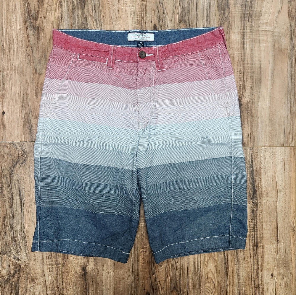 Flag & Anthem size 32 shorts